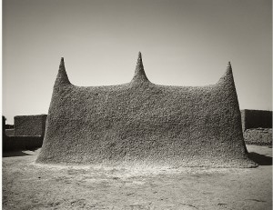 Sebastian Schutyser-Wango, Adobe Mosques in Mali series - Photo credits © Sebastian Schutyser